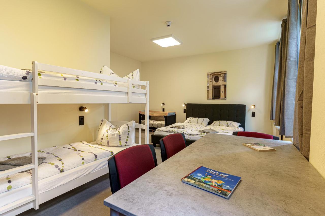 Hotel Und Hostel Gleisbett Annaberg-Buchholz Εξωτερικό φωτογραφία